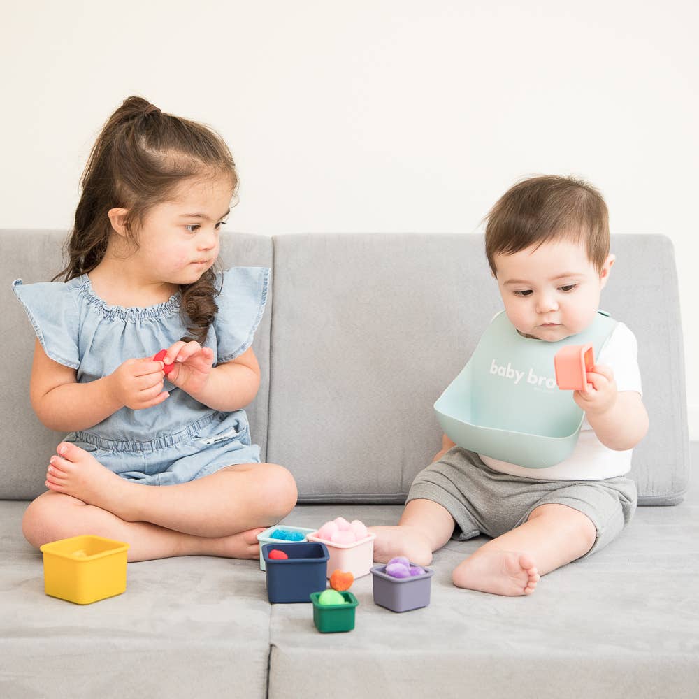 Bella Tunno - Modern Brights Happy Stacks - a gift that gives a meal Bella Tunno -better made easy-eco-friendly-sustainable-gifting
