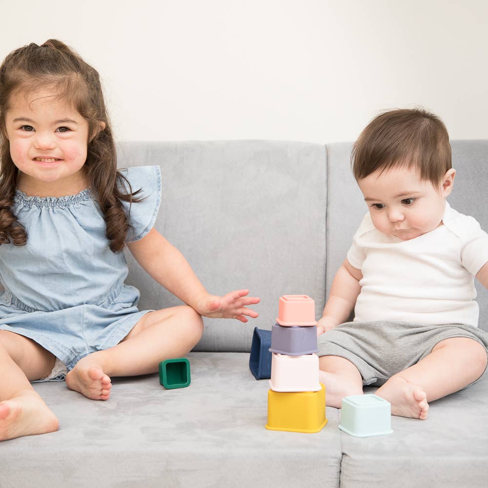 Bella Tunno - Modern Brights Happy Stacks - a gift that gives a meal Bella Tunno -better made easy-eco-friendly-sustainable-gifting