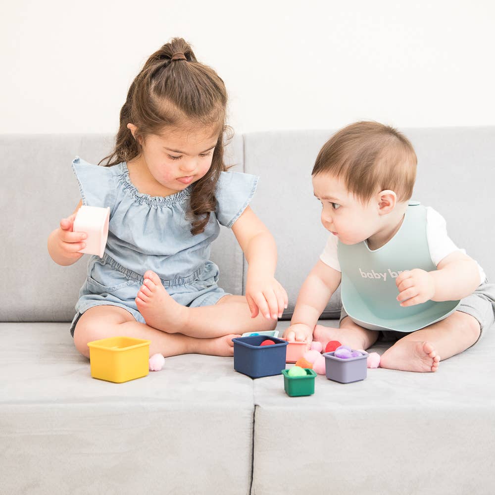 Bella Tunno - Modern Brights Happy Stacks - a gift that gives a meal Bella Tunno -better made easy-eco-friendly-sustainable-gifting