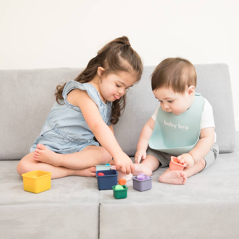 Bella Tunno - Modern Brights Happy Stacks - a gift that gives a meal Bella Tunno -better made easy-eco-friendly-sustainable-gifting