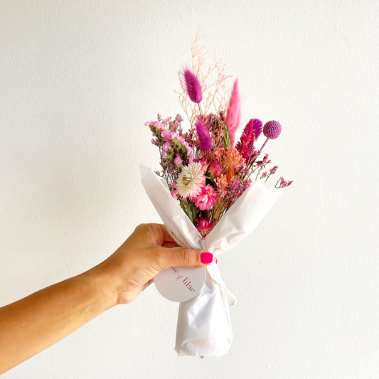 House of Lilac - Chic Dried Flower Mini Bouquet  House of Lilac Pink Ombre  -better made easy-eco-friendly-sustainable-gifting